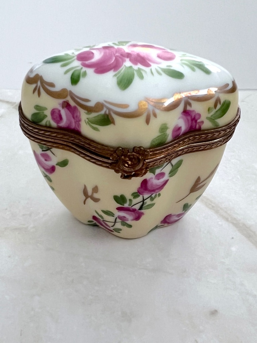 Vintage Limoges France Numbered Limited Edition 253/300 Trinket Box Hand Painted